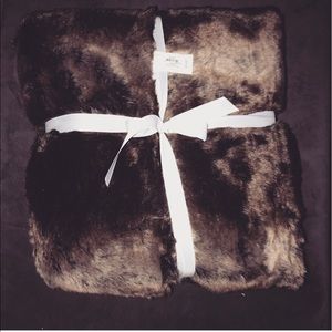 Brown faux fur blanket
